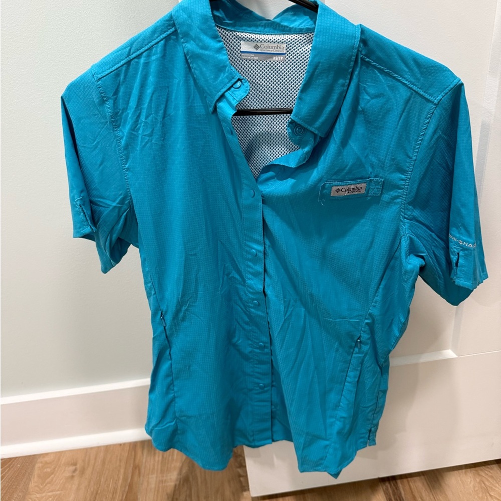 Columbia Aqua Blue Short Sleeve Shirt